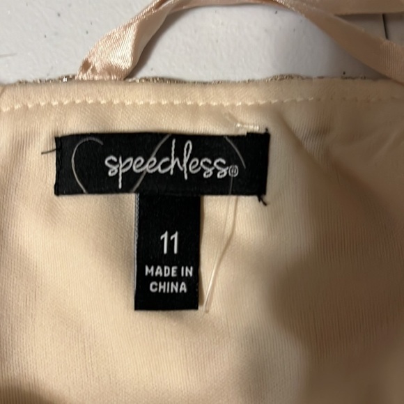 Speechless fit and flare gold lace dress., sz11 - Picture 12 of 12